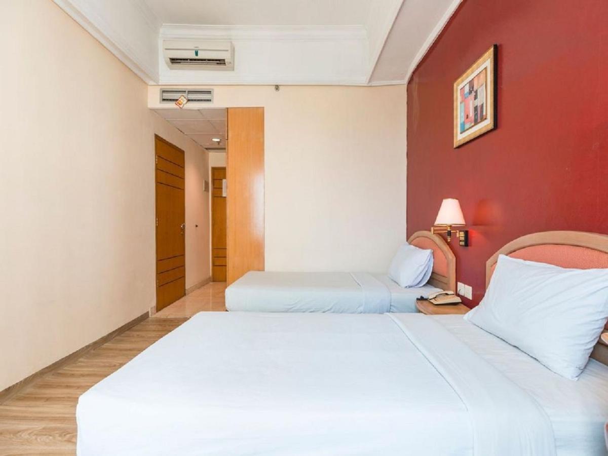 Hotel Bulevar Tanjung Duren Jakarta Exteriör bild