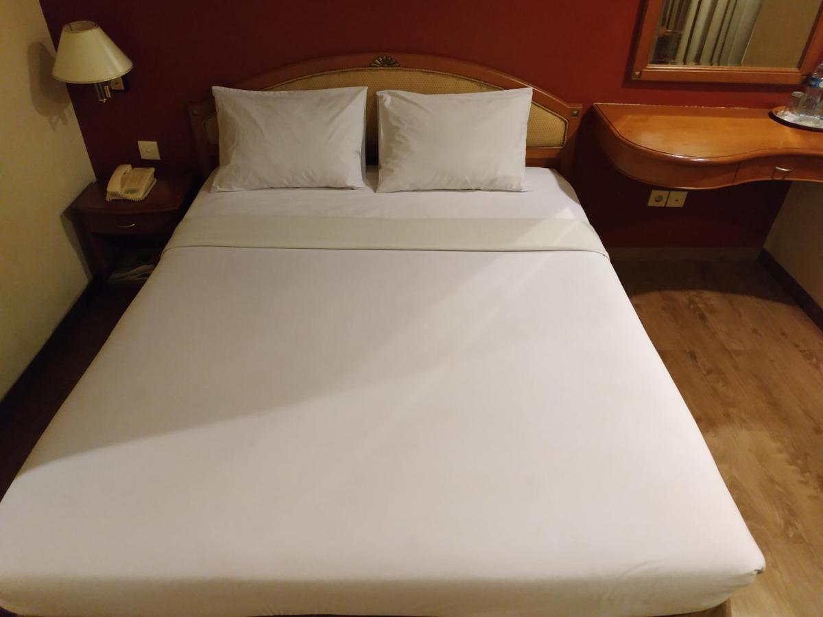 Hotel Bulevar Tanjung Duren Jakarta Exteriör bild