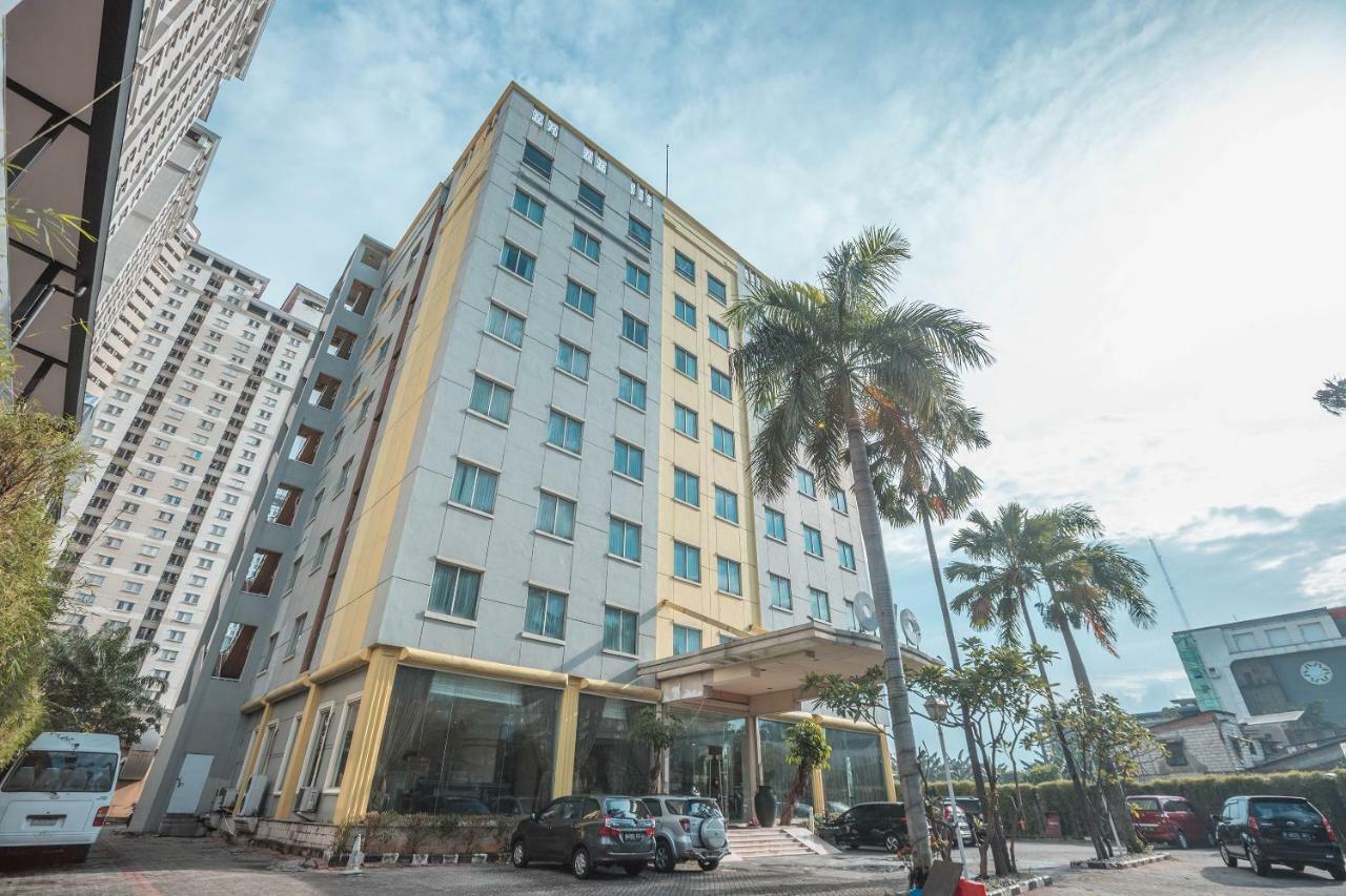 Hotel Bulevar Tanjung Duren Jakarta Exteriör bild